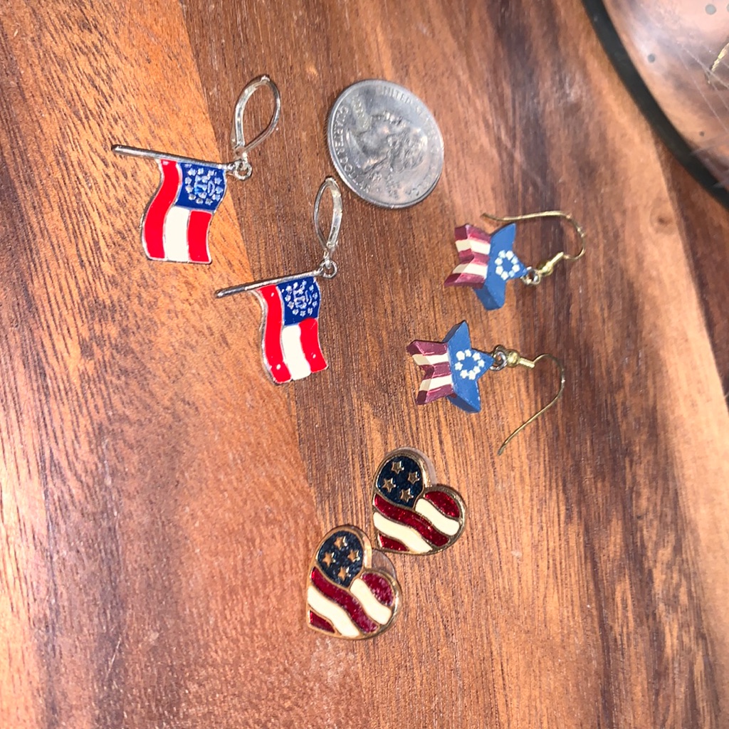 Perfect For July 4th! 3 Pair Of Patriotic Earrings. Great Used Condition